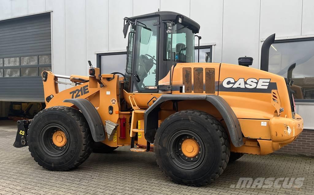 CASE 721 E Iekrāvēji uz riteņiem
