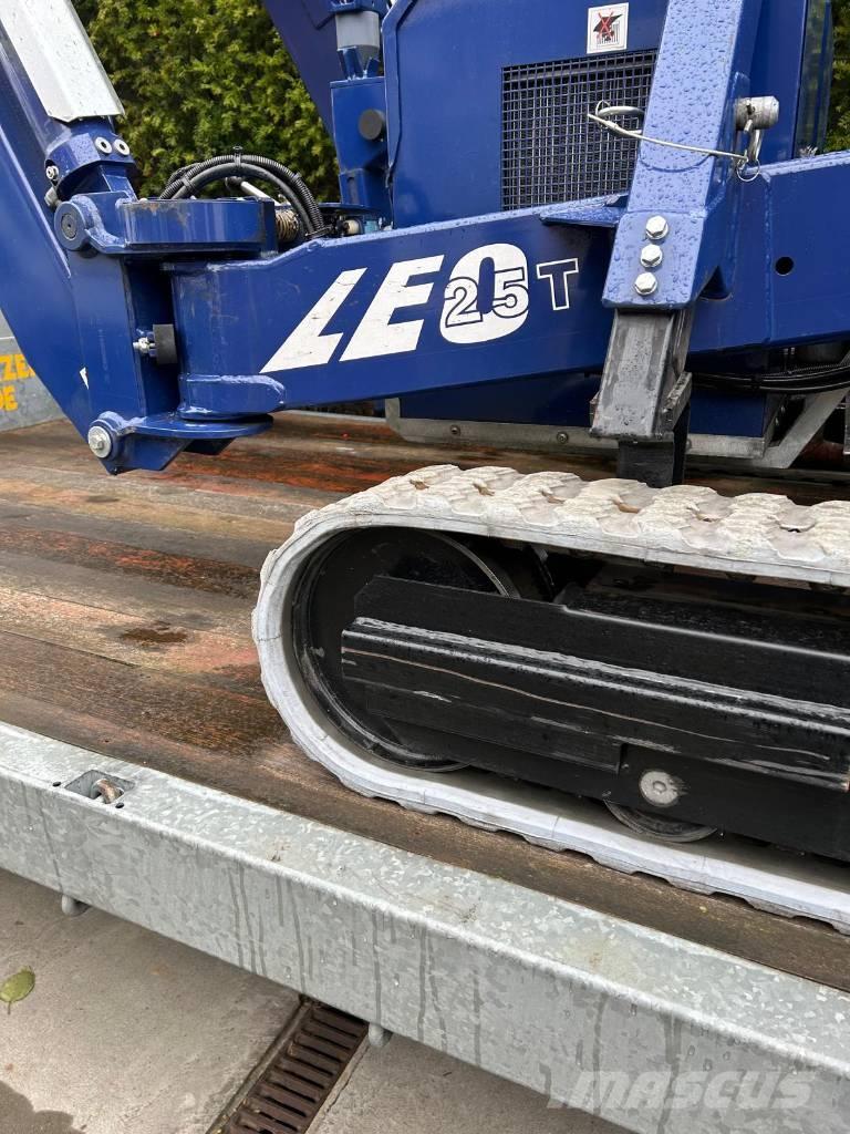 Teupen Leo 25T Teleskopiskie pacēlāji