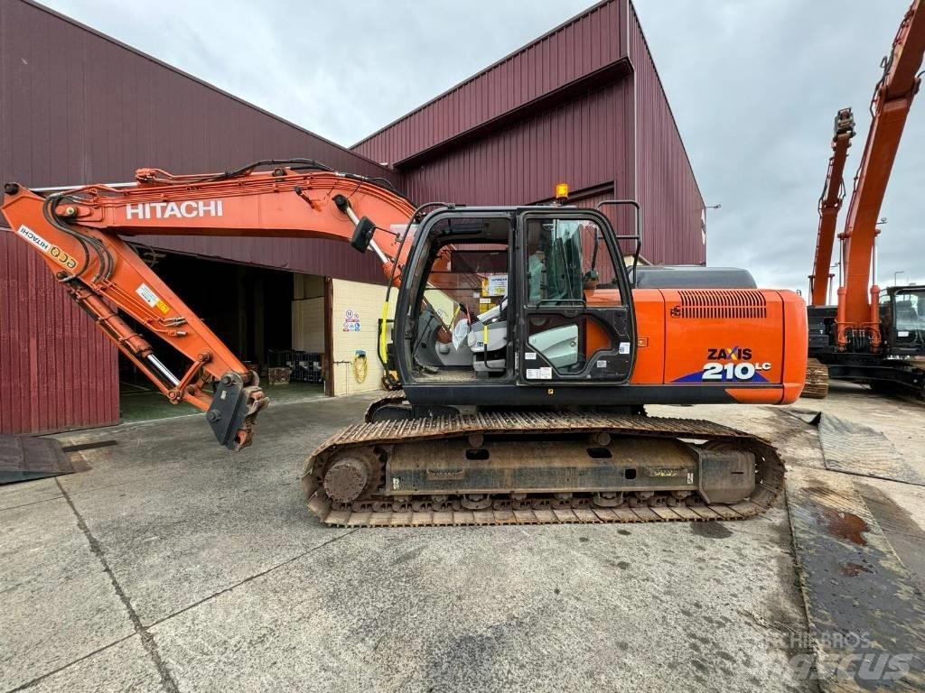 Hitachi ZX 210 LC-6 Kāpurķēžu ekskavatori