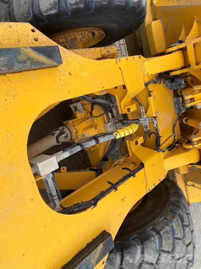 Volvo A40G NVT Artikulētie pašizgāzēji