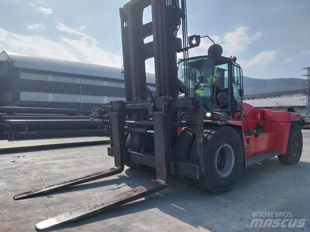 Kalmar DCG330-12 Tehnika ar dīzeļa dzinēju