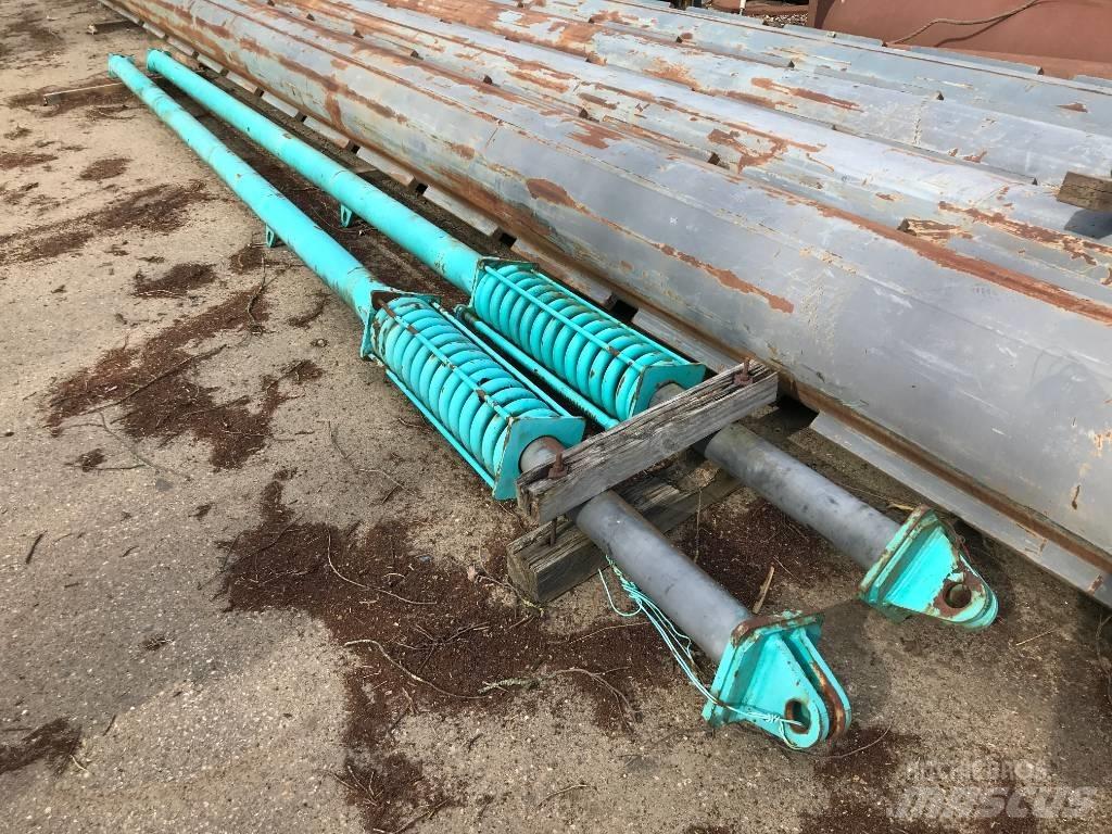 Kobelco CKE1350 Pacēlāju/krānu aprīkojums