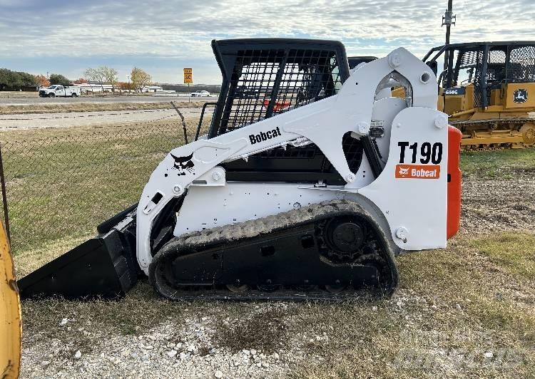 Bobcat T190 Lietoti riteņu kompaktiekrāvēji