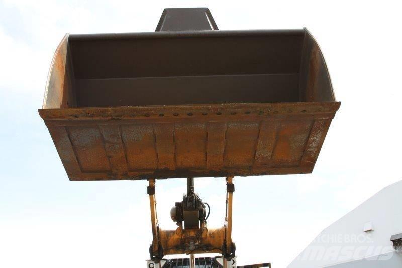 Liebherr L 576 Iekrāvēji uz riteņiem