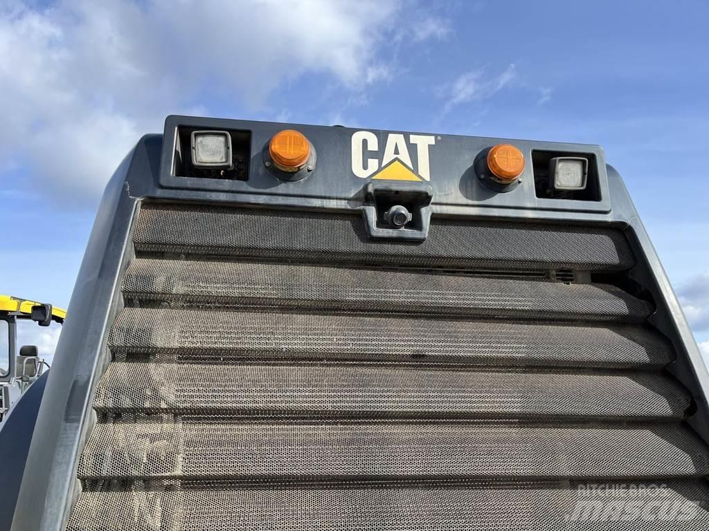 CAT 980K Iekrāvēji uz riteņiem
