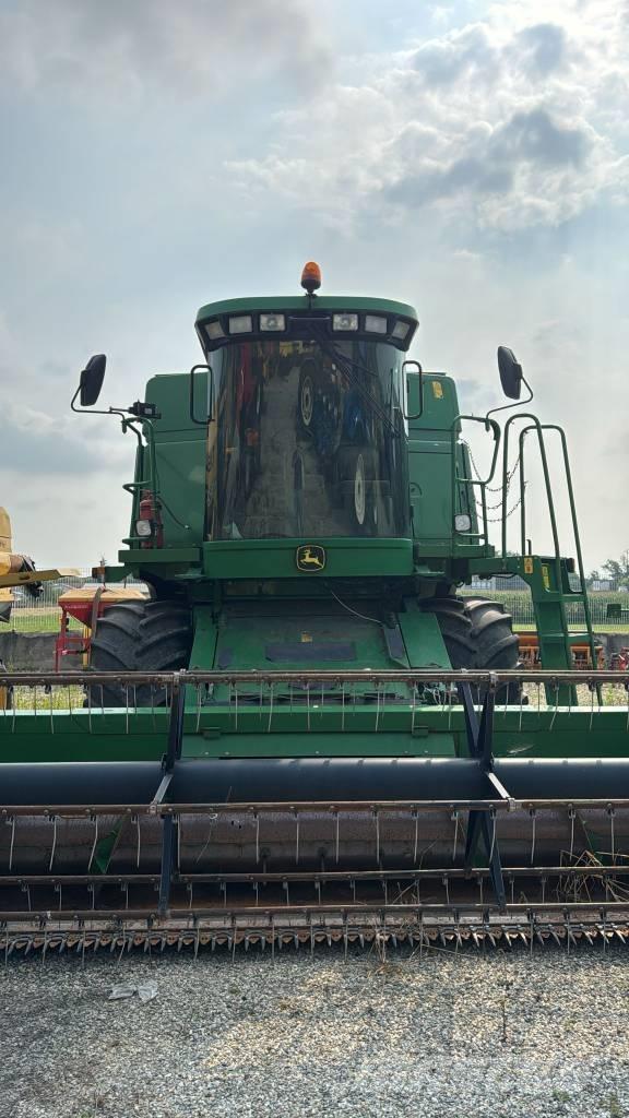 John Deere 9580 WTS Ražas novākšanas kombaini