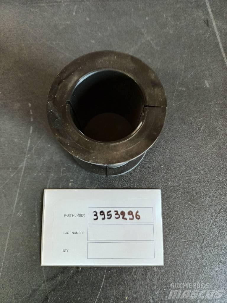Volvo RUBBER 3953296 Dzinēji