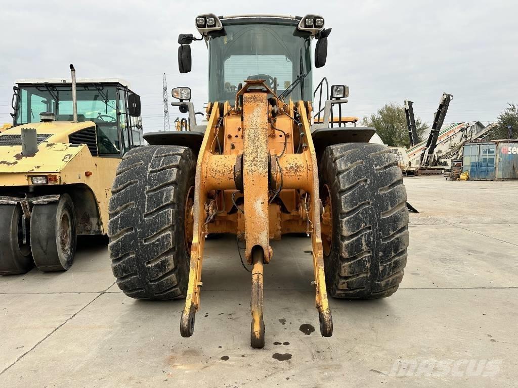 Liebherr L 550 Iekrāvēji uz riteņiem