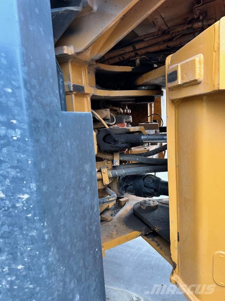 Liebherr L 550 Iekrāvēji uz riteņiem