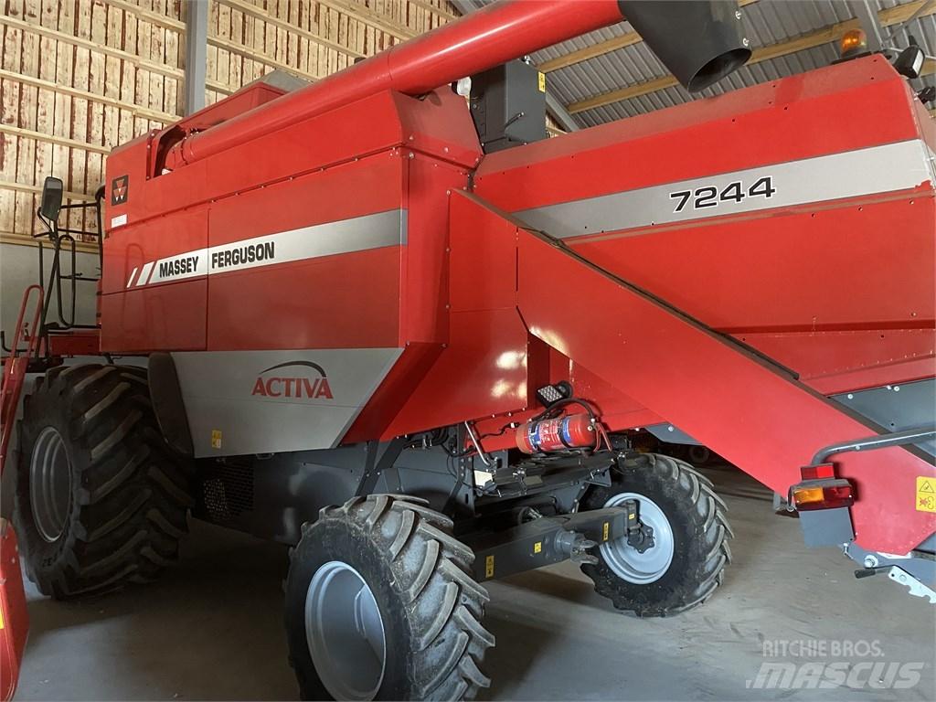 Massey Ferguson 7244 Ražas novākšanas kombaini