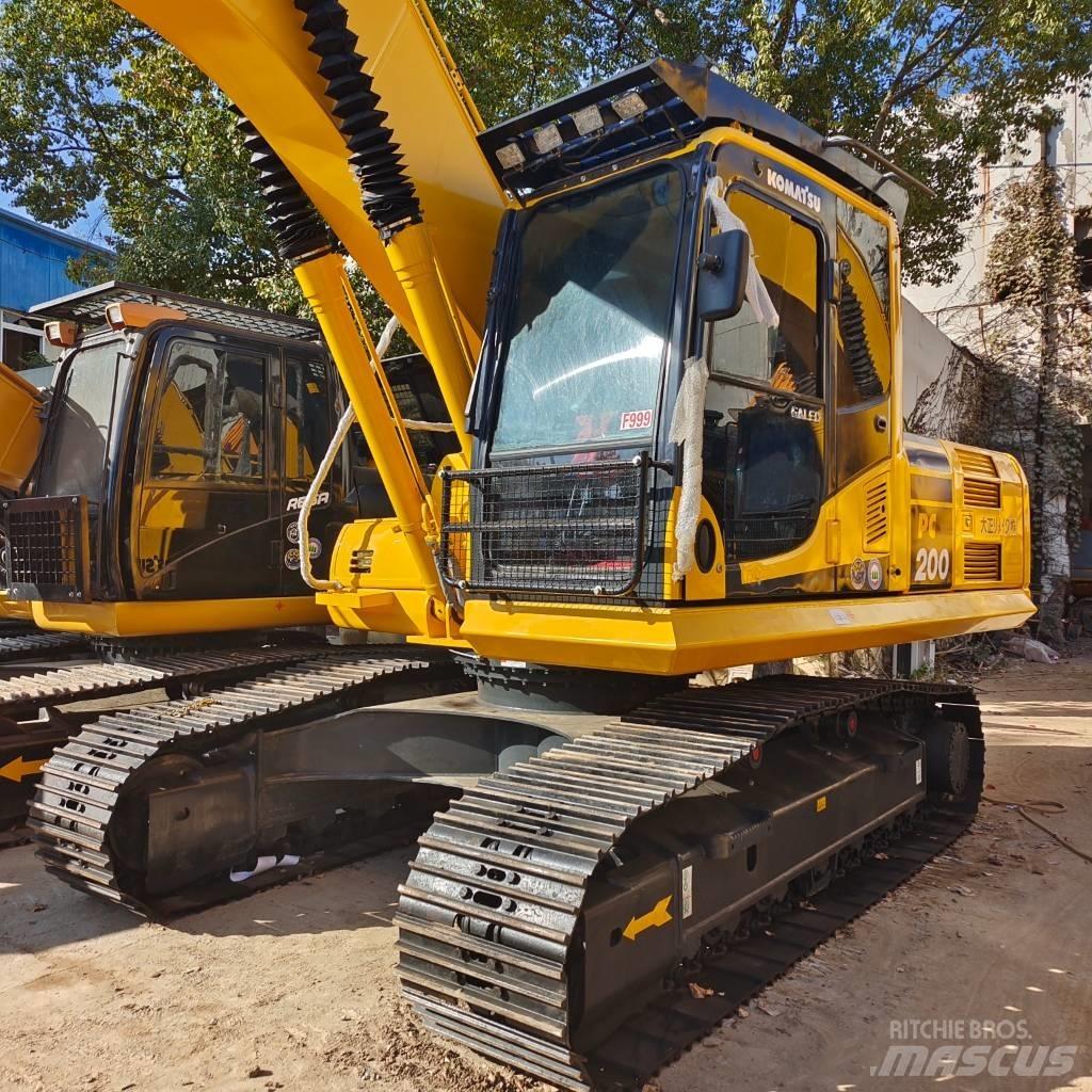 Komatsu PC 200-8 Kāpurķēžu ekskavatori