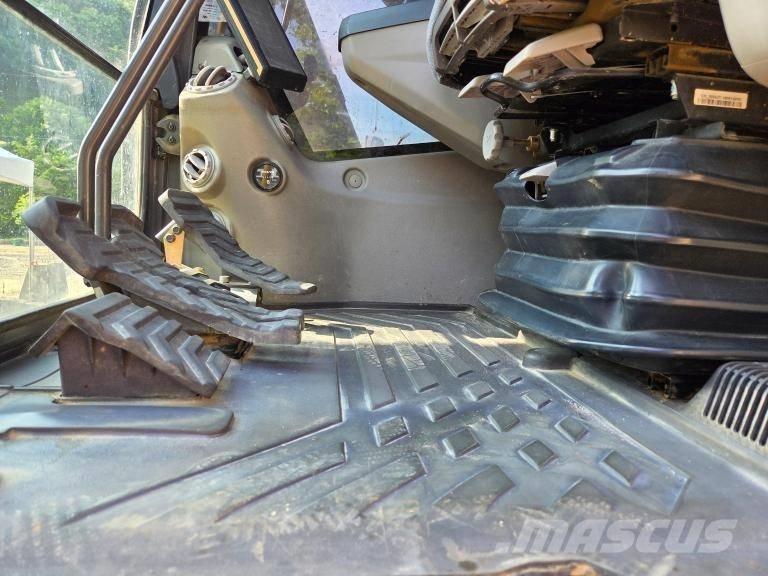 Volvo EC 300 EL Kāpurķēžu ekskavatori
