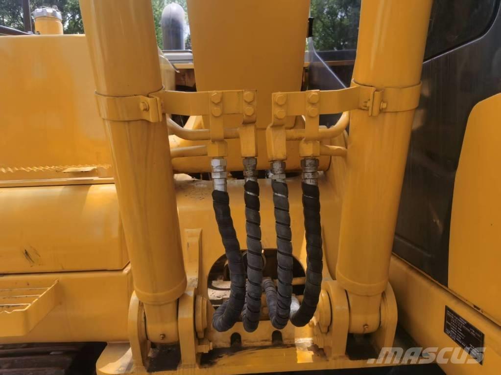Komatsu PC 130 Kāpurķēžu ekskavatori