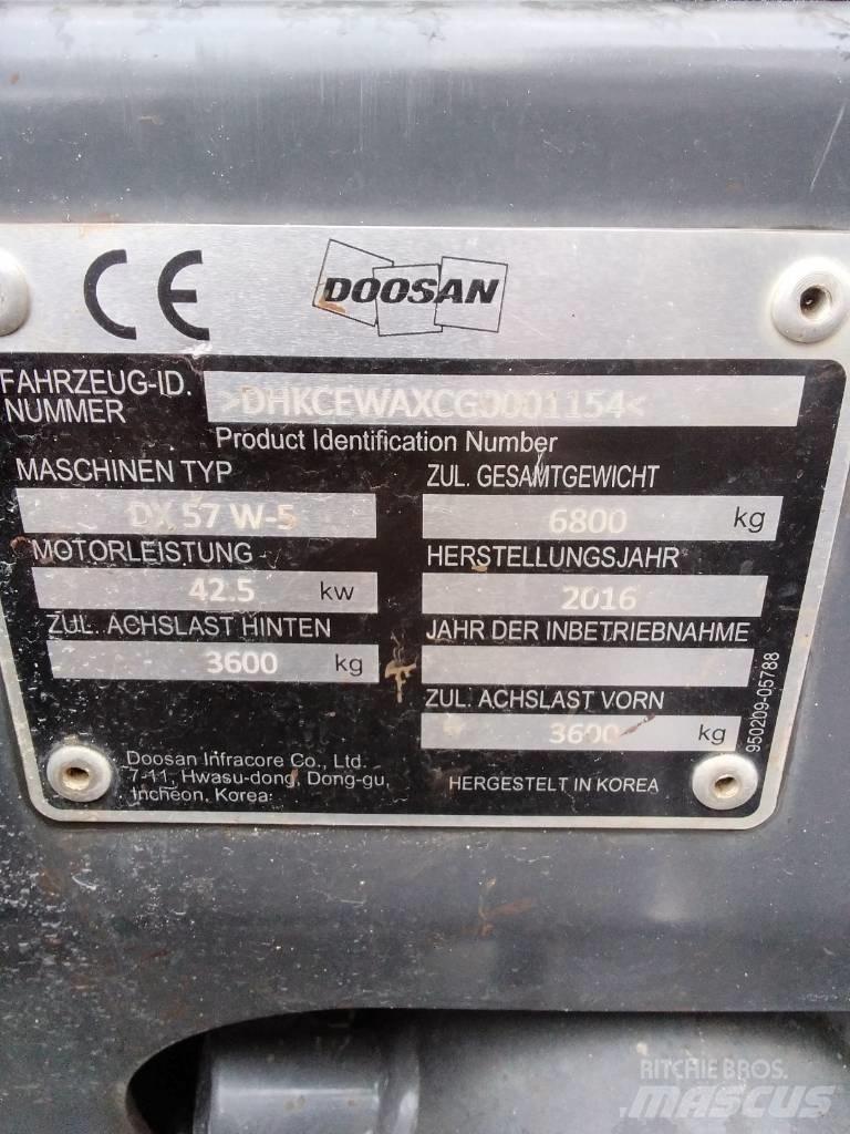 Doosan DX 57 W-5 Ekskavatori uz riteņiem