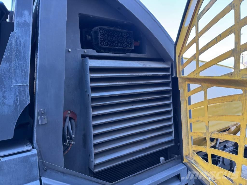 Bomag BMF 2500 S Asfalta klājēji