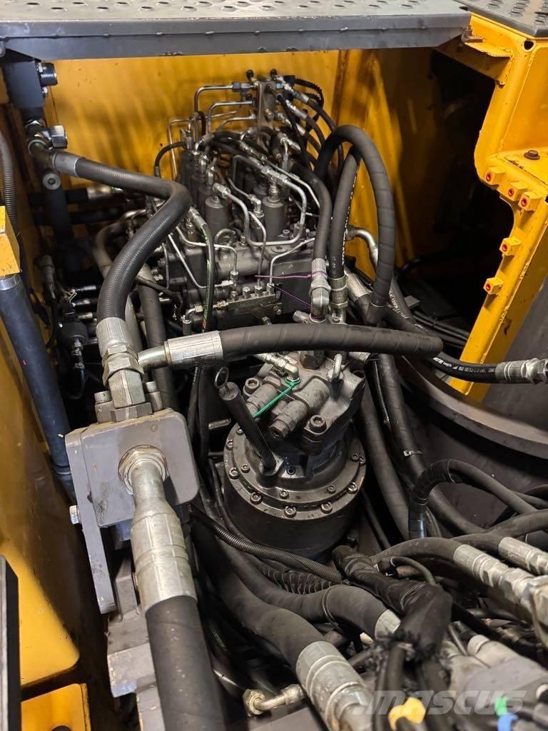 Volvo EC 220 E Kāpurķēžu ekskavatori
