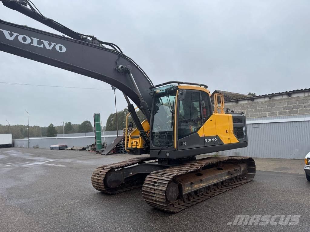 Volvo EC 220 E Kāpurķēžu ekskavatori