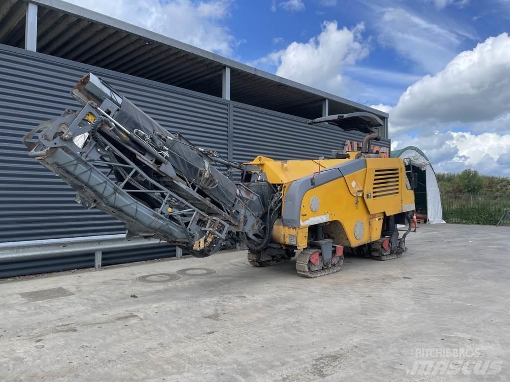 Wirtgen W 100 F Asfalta dzesēšanas iekārtas