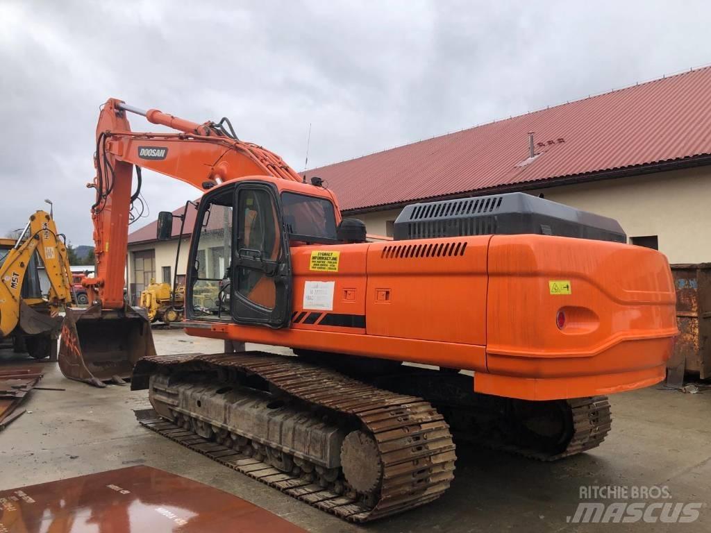 Doosan DX 340 LC Kāpurķēžu ekskavatori