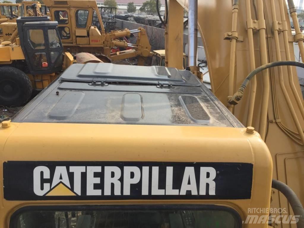 CAT 325 C Kāpurķēžu ekskavatori