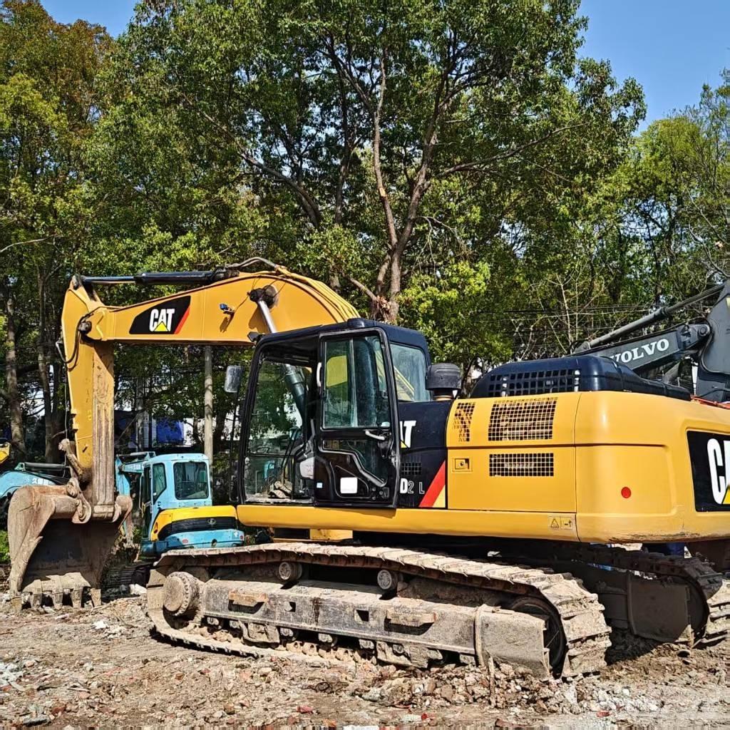 CAT 330 D Kāpurķēžu ekskavatori