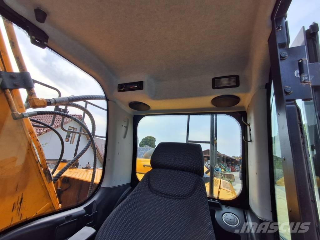 JCB JS210LC T4F Kāpurķēžu ekskavatori
