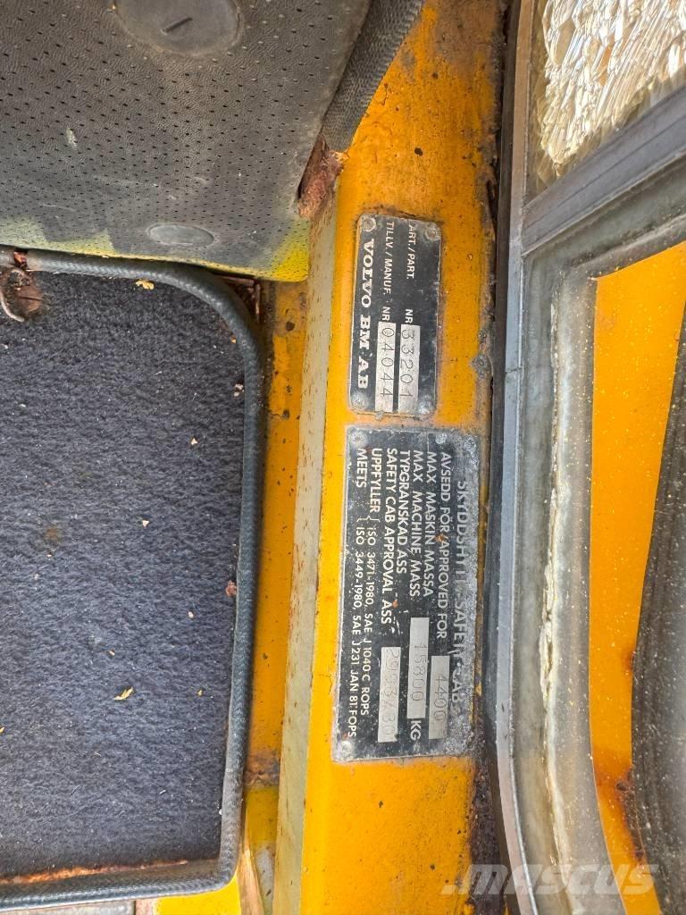 Volvo 4400 Iekrāvēji uz riteņiem