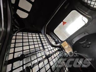 Bobcat S550 Iekrāvēji uz riteņiem