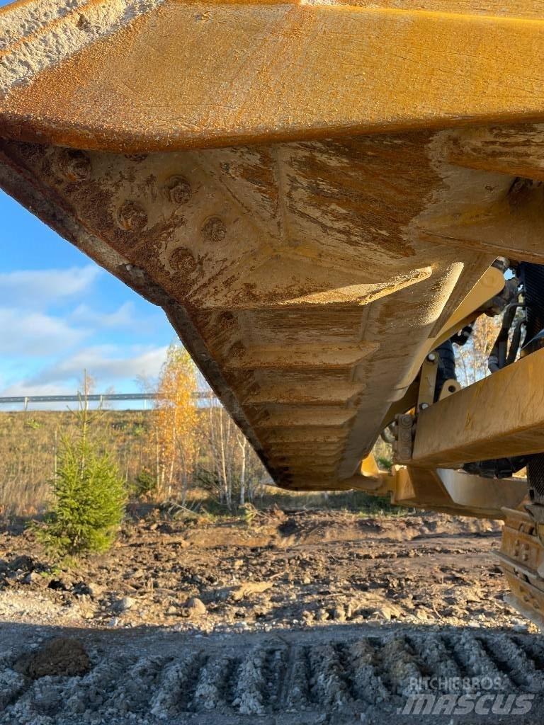 CAT D6 Kāpurķēžu buldozeri