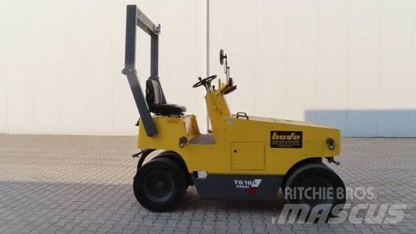 Sakai TS 160 Pneimatiskie veltņi