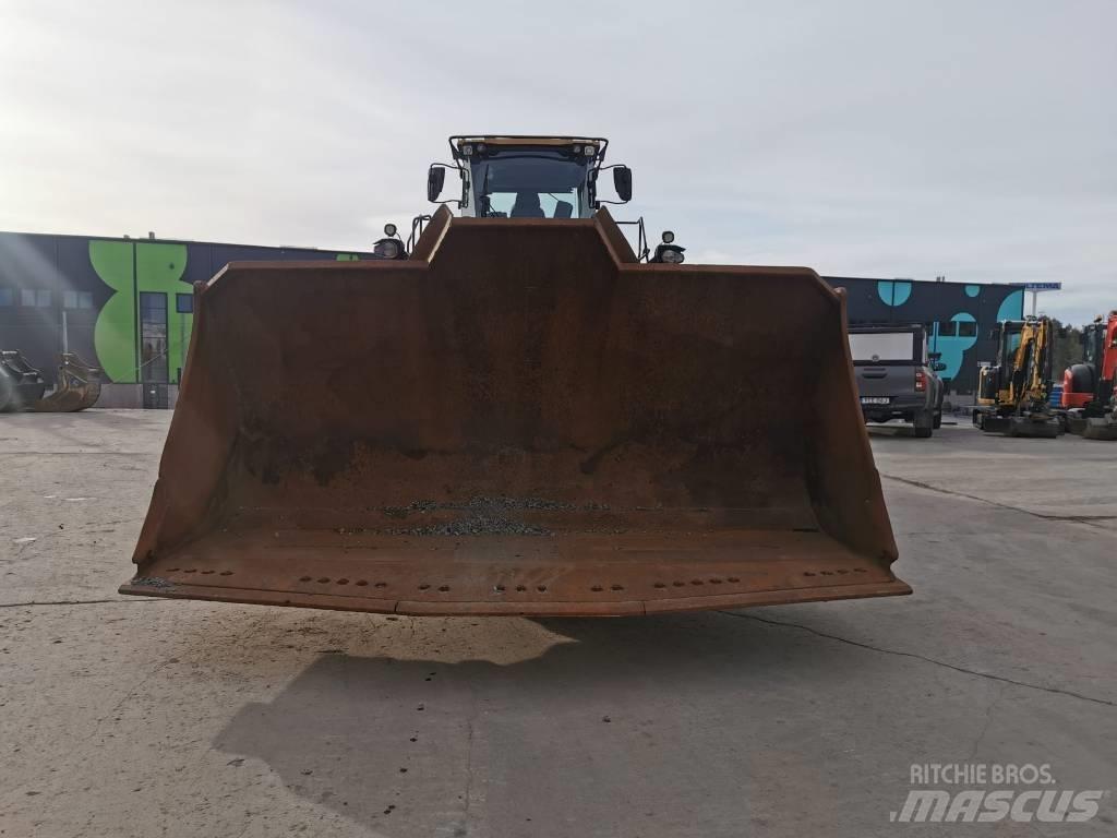 CAT 980M Iekrāvēji uz riteņiem