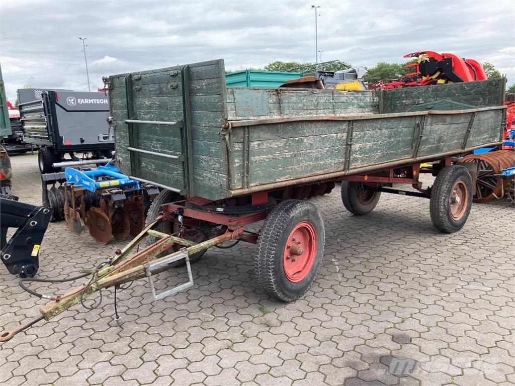  MAACK 8062 Ķīpu treileri