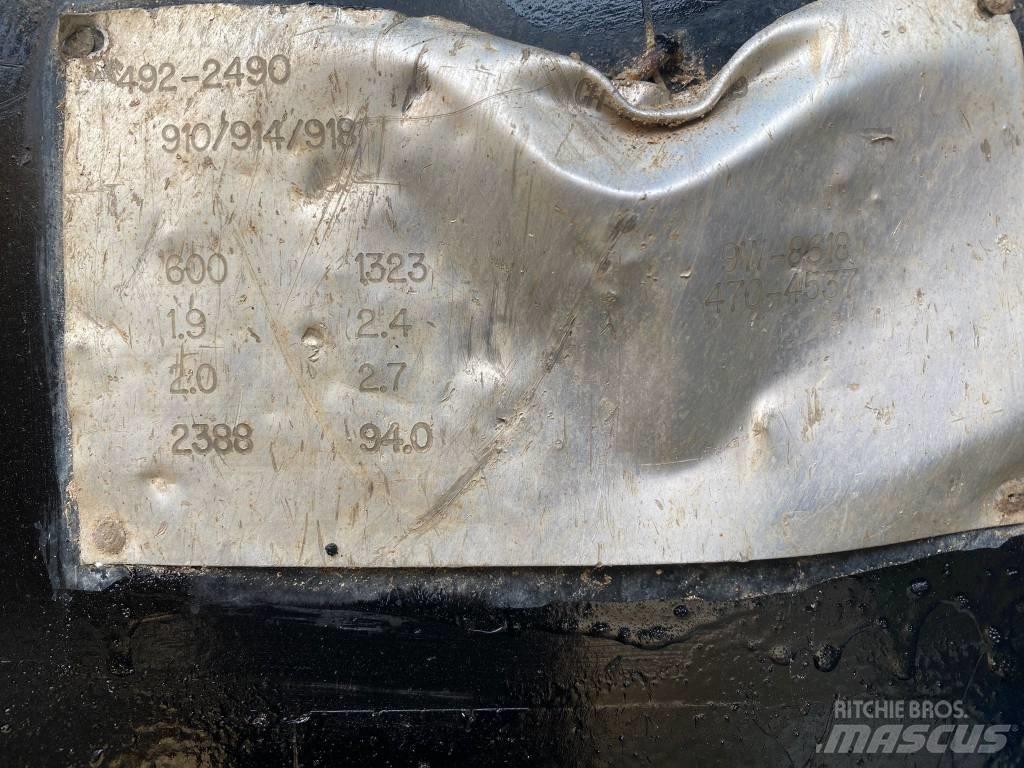 CAT 914 m Iekrāvēji uz riteņiem