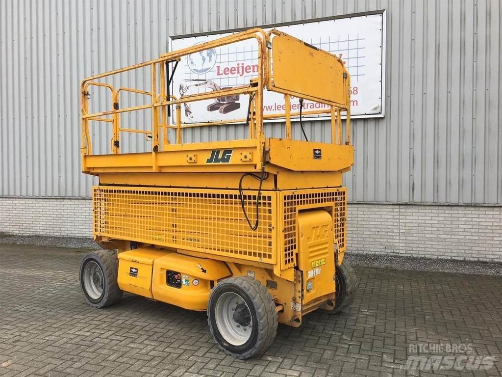 JLG 4069LE Šķerveida pacēlāji