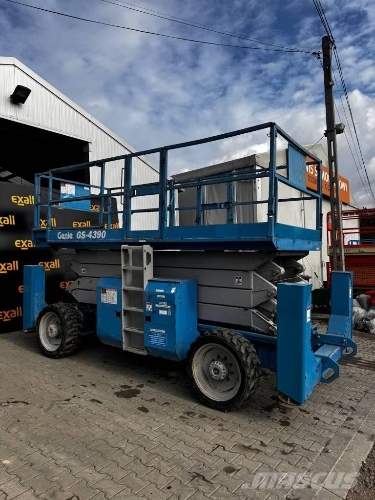 Genie GS 4390 Šķerveida pacēlāji