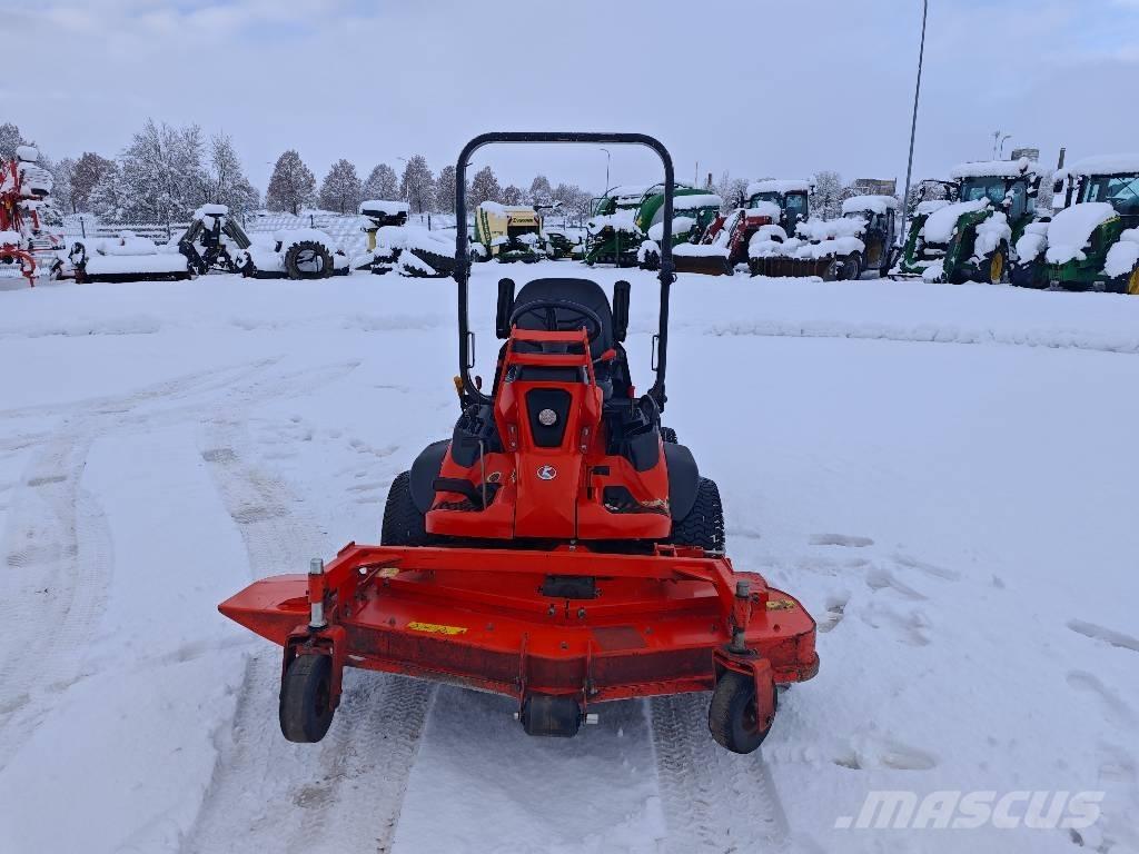 Kubota F 251 Mauriņa traktors