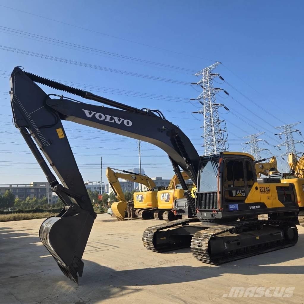 Volvo EC 240 Kāpurķēžu ekskavatori