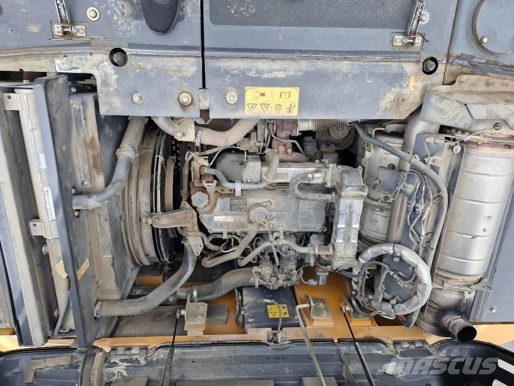 CASE CX 210 D Kāpurķēžu ekskavatori