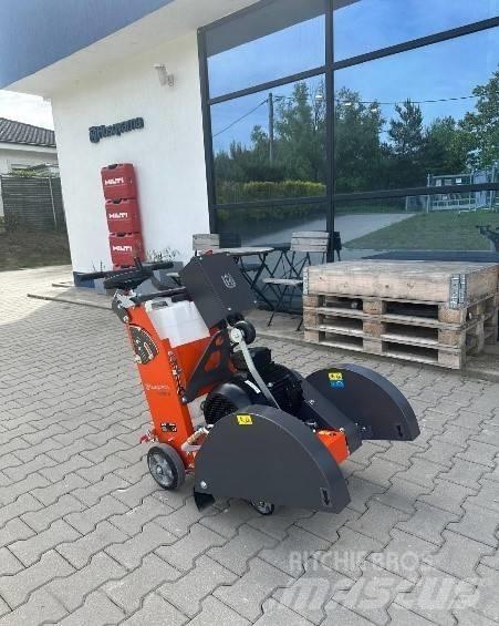 Husqvarna FS500E Būvniecība- Citi