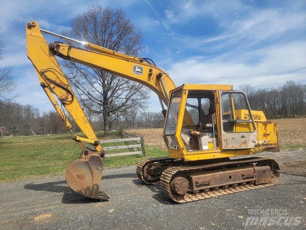 John Deere 490 Kāpurķēžu ekskavatori