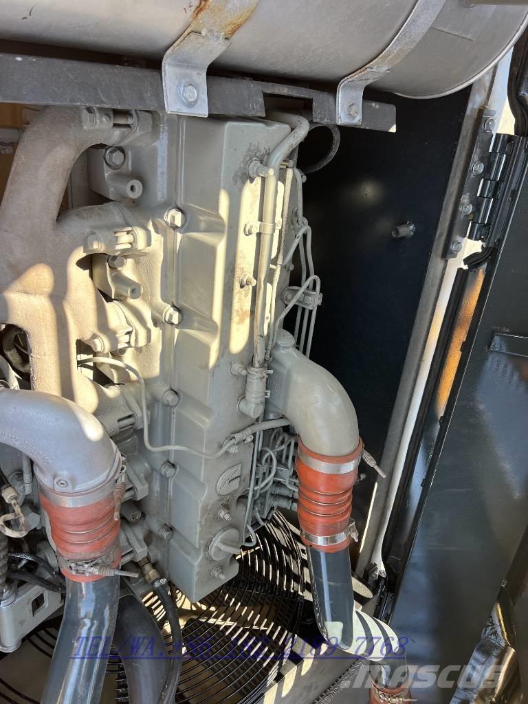 Hyundai 330LC-9S Kāpurķēžu ekskavatori