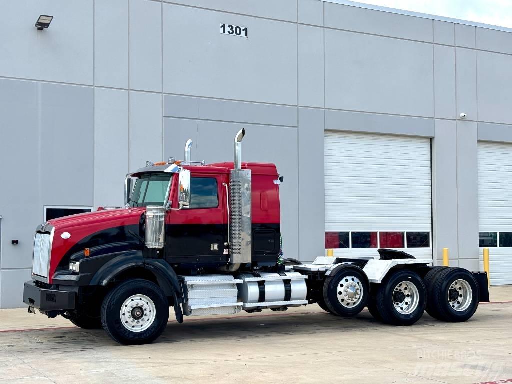 Western Star 4900 Vilcēji