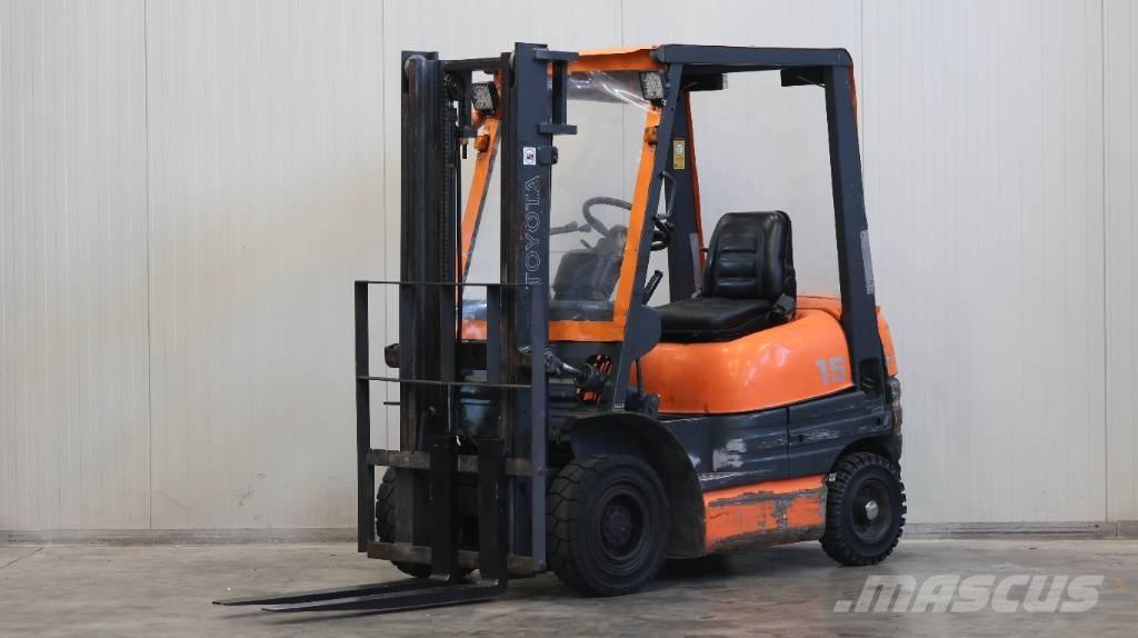 Toyota 6FDL15 Tehnika ar dīzeļa dzinēju