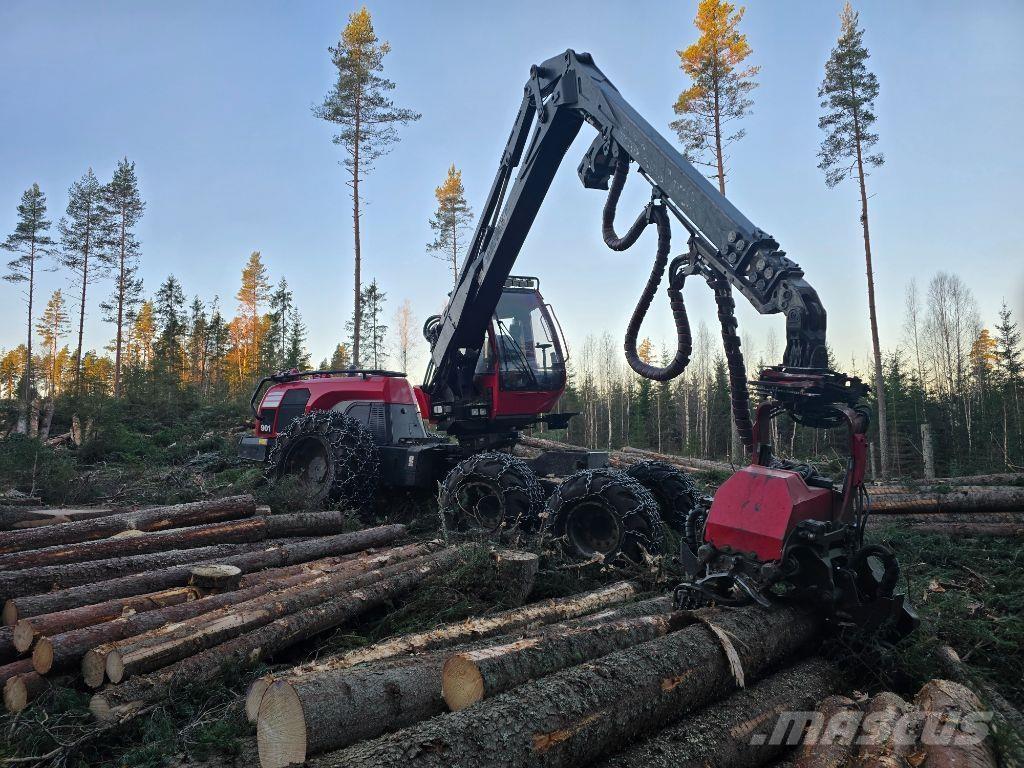 Komatsu 901 Harvesteri