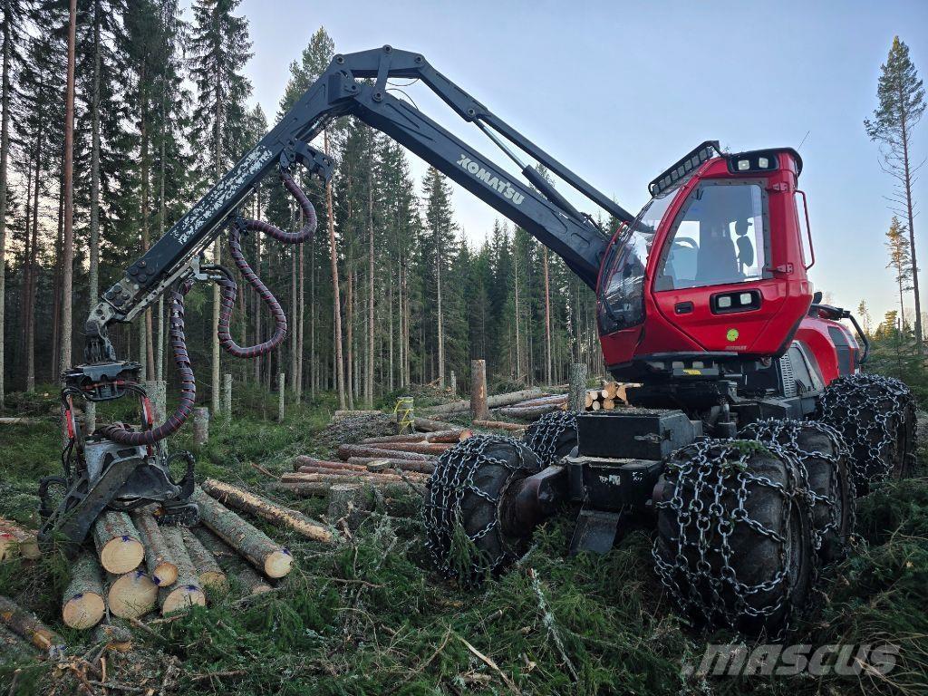 Komatsu 901 Harvesteri