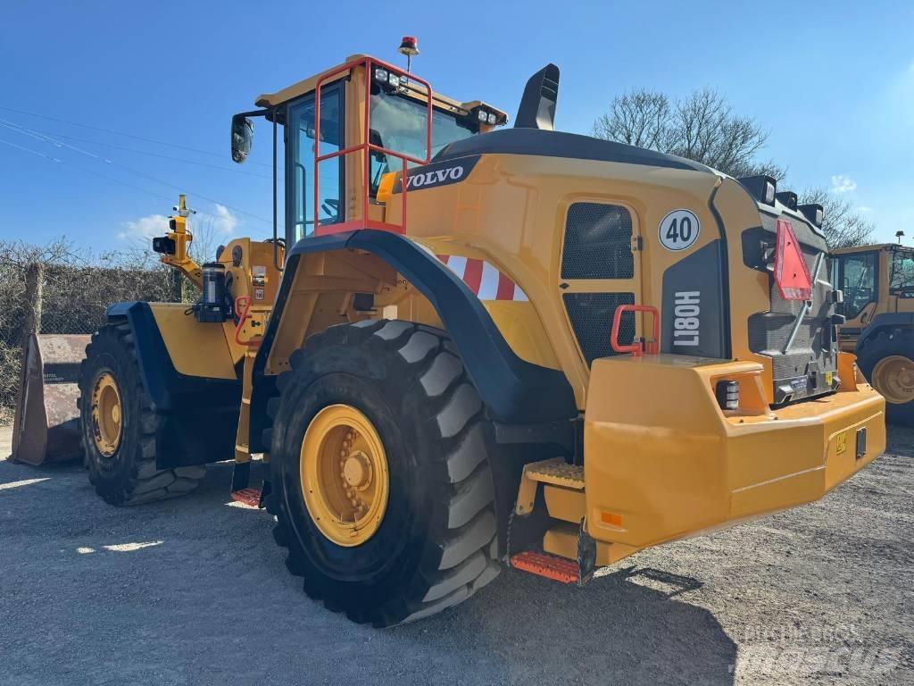 Volvo L 180 H Iekrāvēji uz riteņiem