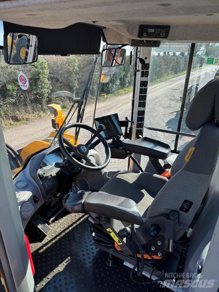 Volvo L 180 H Iekrāvēji uz riteņiem