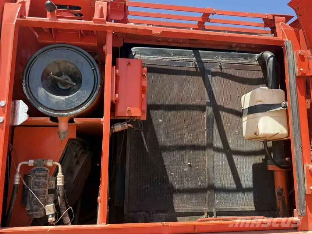 Doosan DH150 W-7 Ekskavatori uz riteņiem