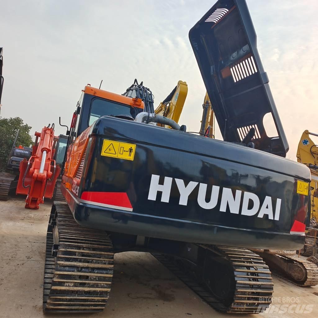 Hyundai 220lc-9s Kāpurķēžu ekskavatori