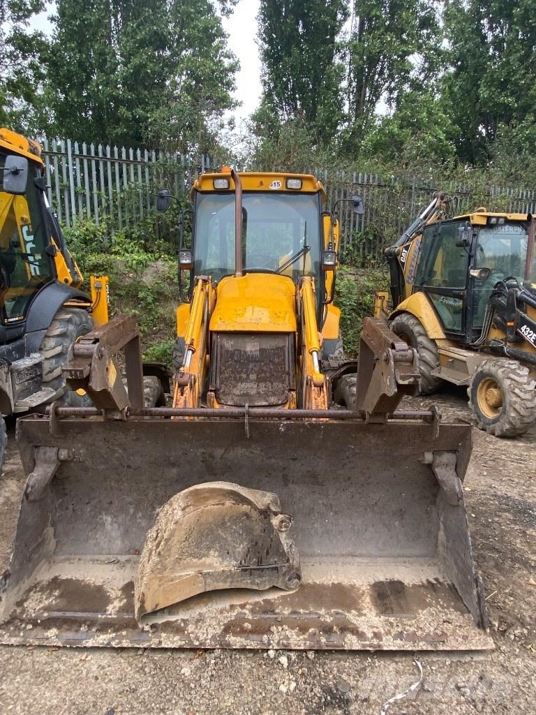 JCB 3 CX Ekskavatori-iekrāvēji